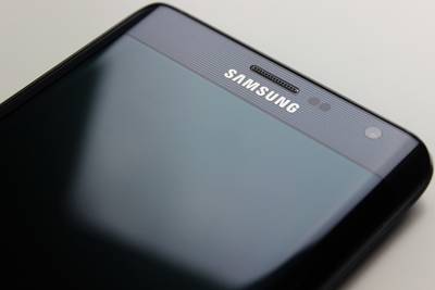 Samsung Galaxy S6 будет представлен в январе