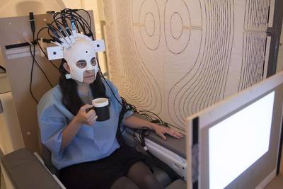 Этот шлем делает сканирование мозга более удобным