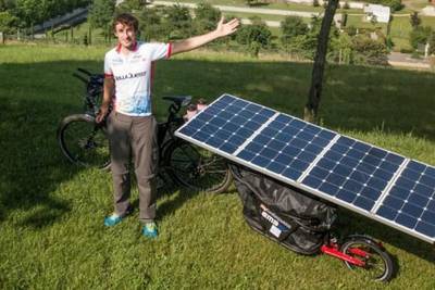 Велосипедисты доехали из Франции в Китай на солнечной энергии