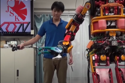 Ученые используют контроллеры HTC Vive для управления спасательным роботом, как марионеткой