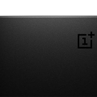 OnePlus представила доступный Power Bank на 10 000 мАч за 15 долларов (порядка 920 рублей).