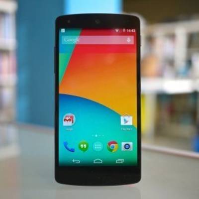 Google продлила срок продажи Nexus 5 до конца первого квартала 2015 года