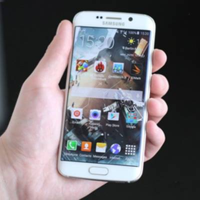 Samsung снизит цены на флагманы Galaxy S6 и S6 edge из