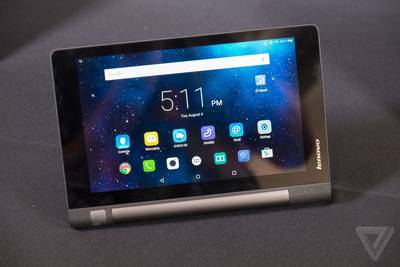 Lenovo анонсировала два бюджетных планшета: 8-дюймовый Yoga Tablet 3 и 10-дюймовый Yoga Tablet 3 Pro.