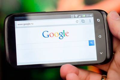 Впервые поиск Google используют чаще на мобильных устройствах