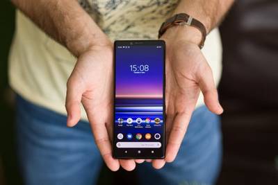 Не стыдный размер. Sony Xperia 1 получил самый длинный экран в мире