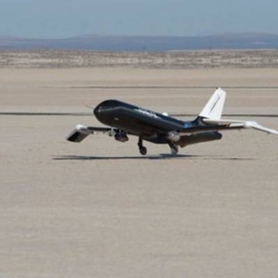 NASA и Boeing совместно разрабатывают самолет со складным крылом